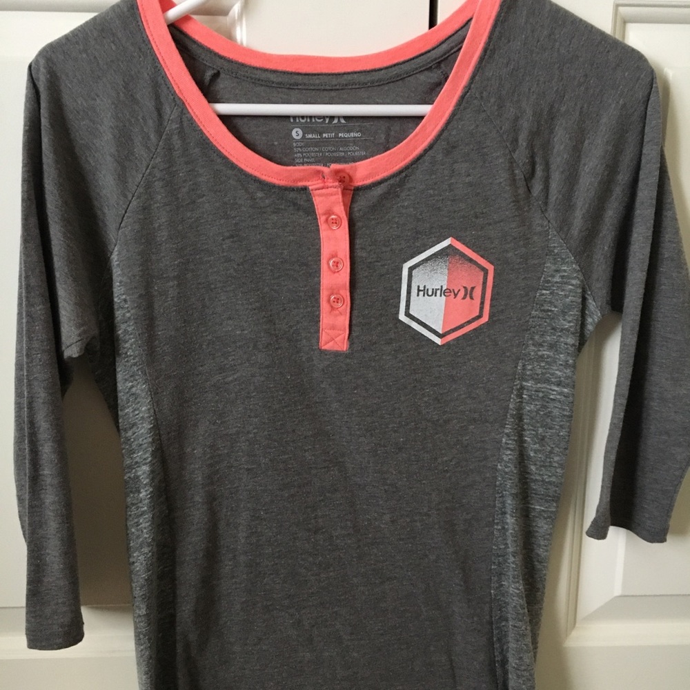Hurley 3/4 Sleeve Shirt
